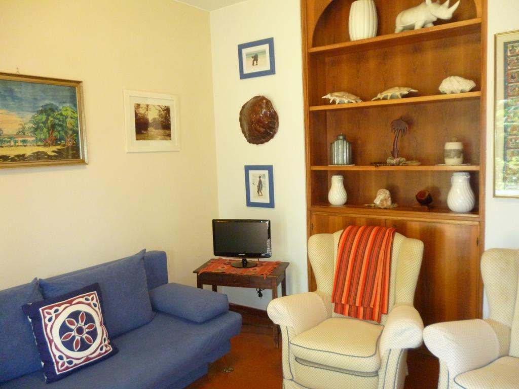 Il Geranio Villa Tirrenia Ruang foto