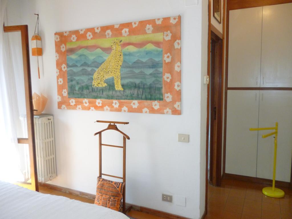 Il Geranio Villa Tirrenia Ruang foto