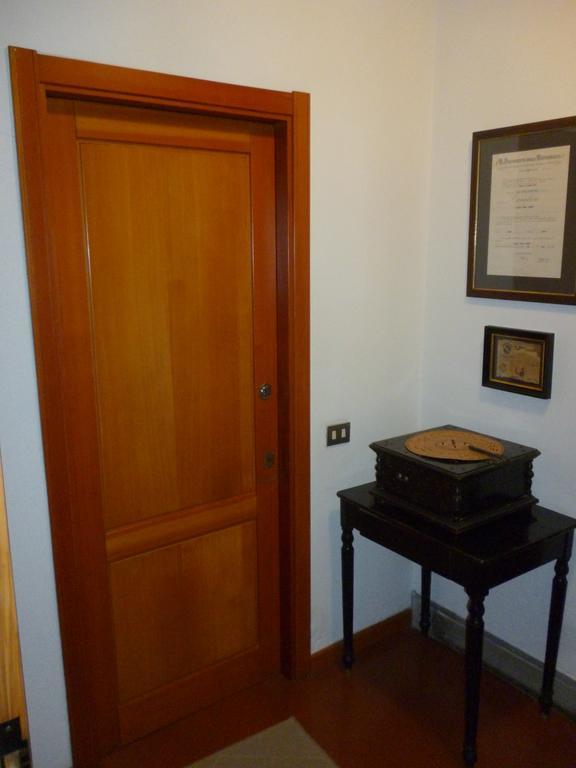 Il Geranio Villa Tirrenia Bagian luar foto